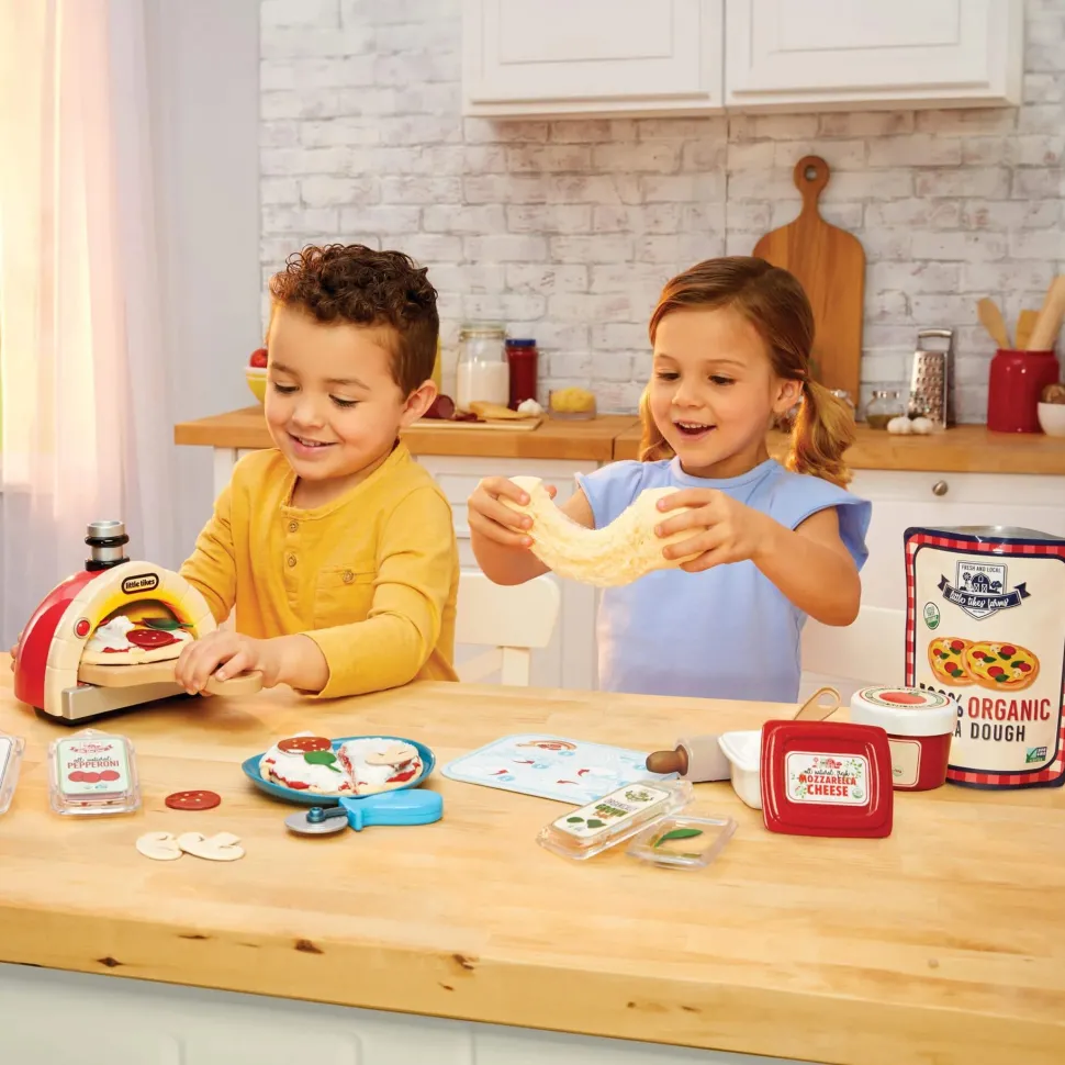 Little Tikes Creative Chefs Pizza Kit with Magic Sand